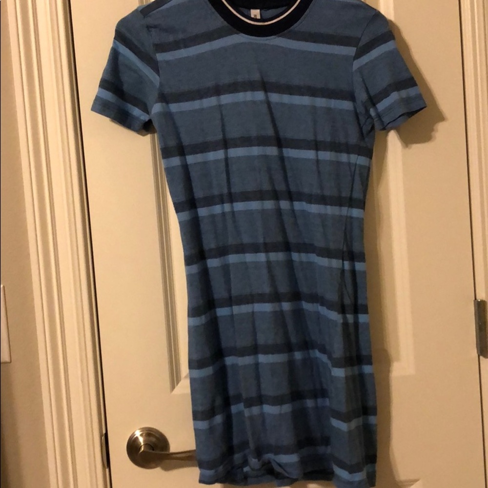 RVCA T-shirt dress